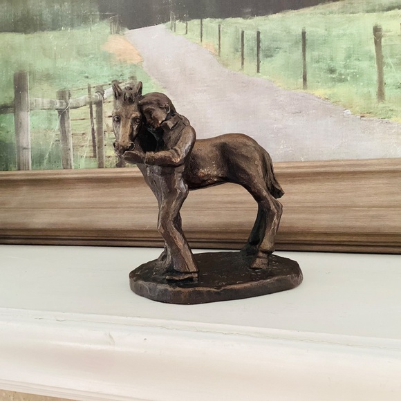 Vintage Austin Production Inc 1980 Girl Feeding Horse Sculpture Figurine Plaster - Picture 2 of 12